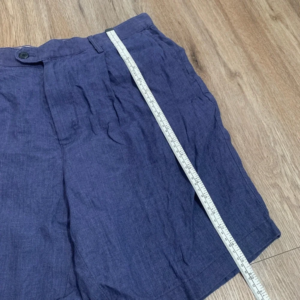 Banana Republic 100% linen pleated shorts in navy blue - size 34 mens